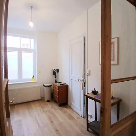 Large House 11 People 4 Bedrooms With Outdoor Near Lille Center