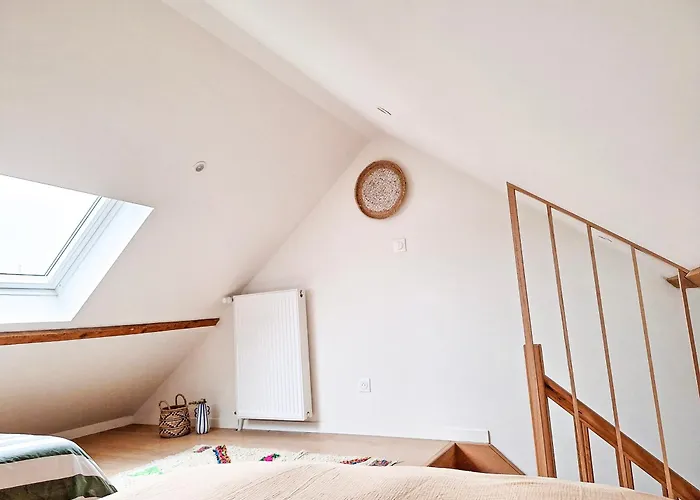 Holiday home Maison Familiale 4 Avec Cour Privative - Aux Portes De Lille *