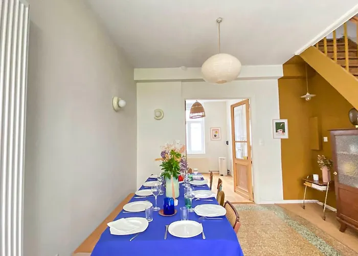 Holiday home Maison Familiale 4 Avec Cour Privative - Aux Portes De Lille *