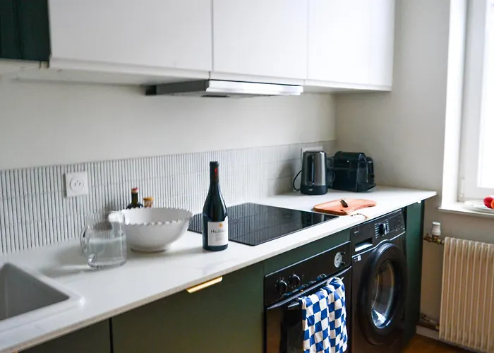Maison Familiale 4 Avec Cour Privative - Aux Portes De Lille Holiday home La Madeleine (Nord)