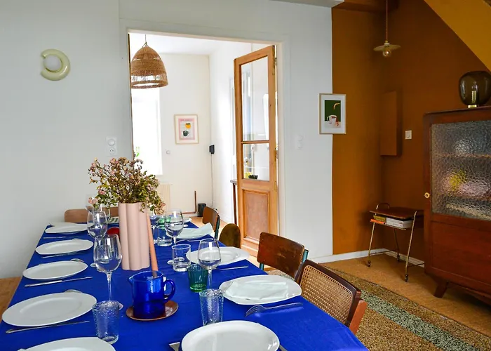 Holiday home Maison Familiale 4 Avec Cour Privative - Aux Portes De Lille La Madeleine (Nord)