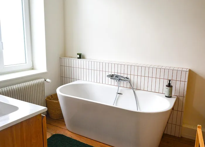 Holiday home Maison Familiale 4 Avec Cour Privative - Aux Portes De Lille *